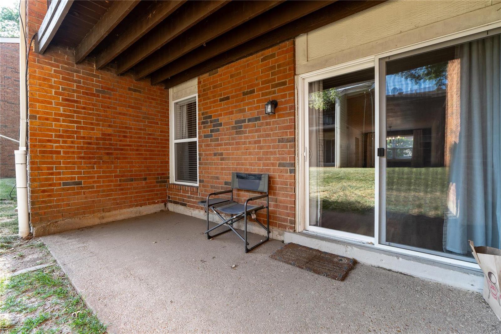 1958 Greenpoint Drive Unit: 102
