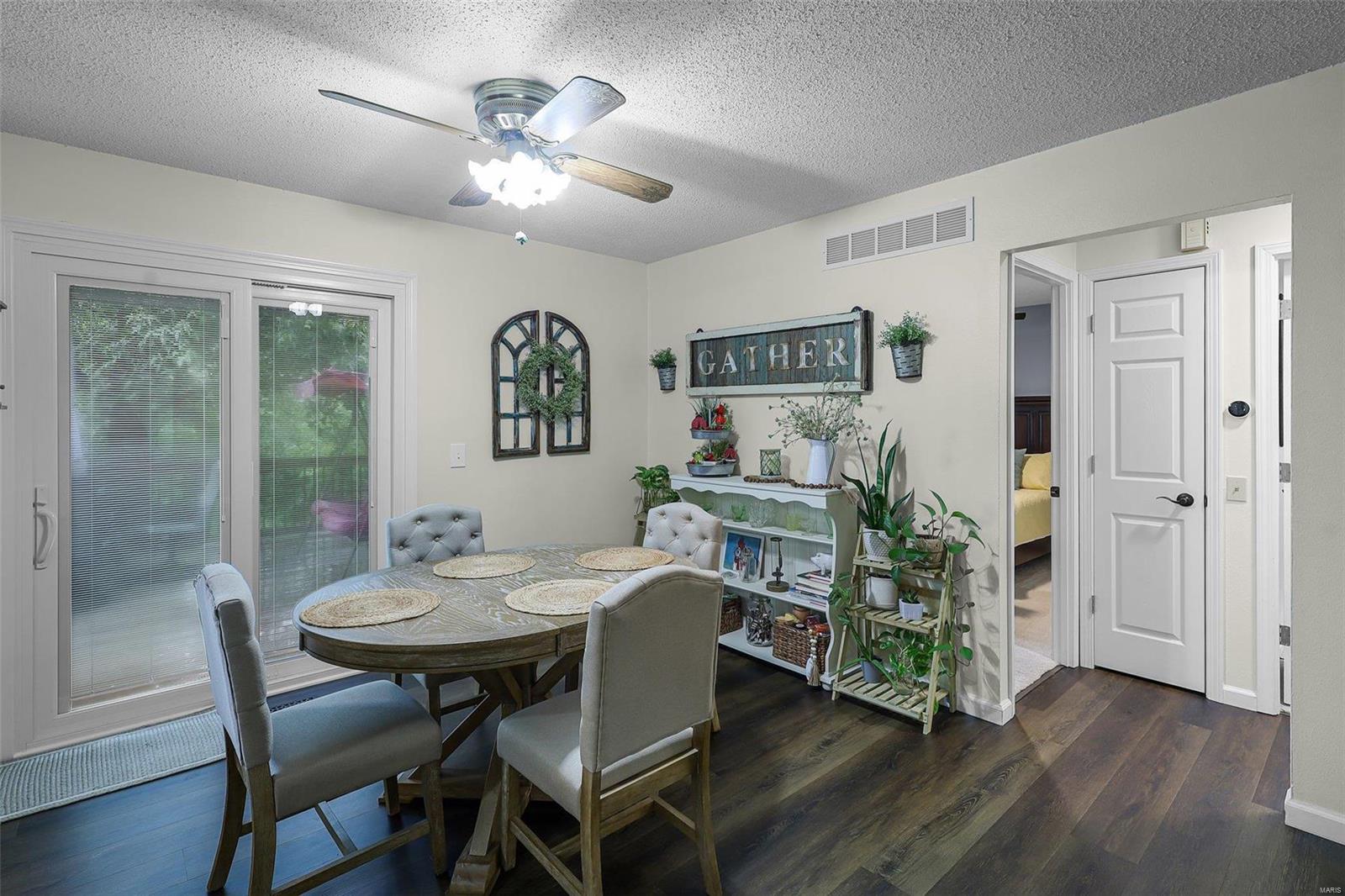 211 Straightoak Court