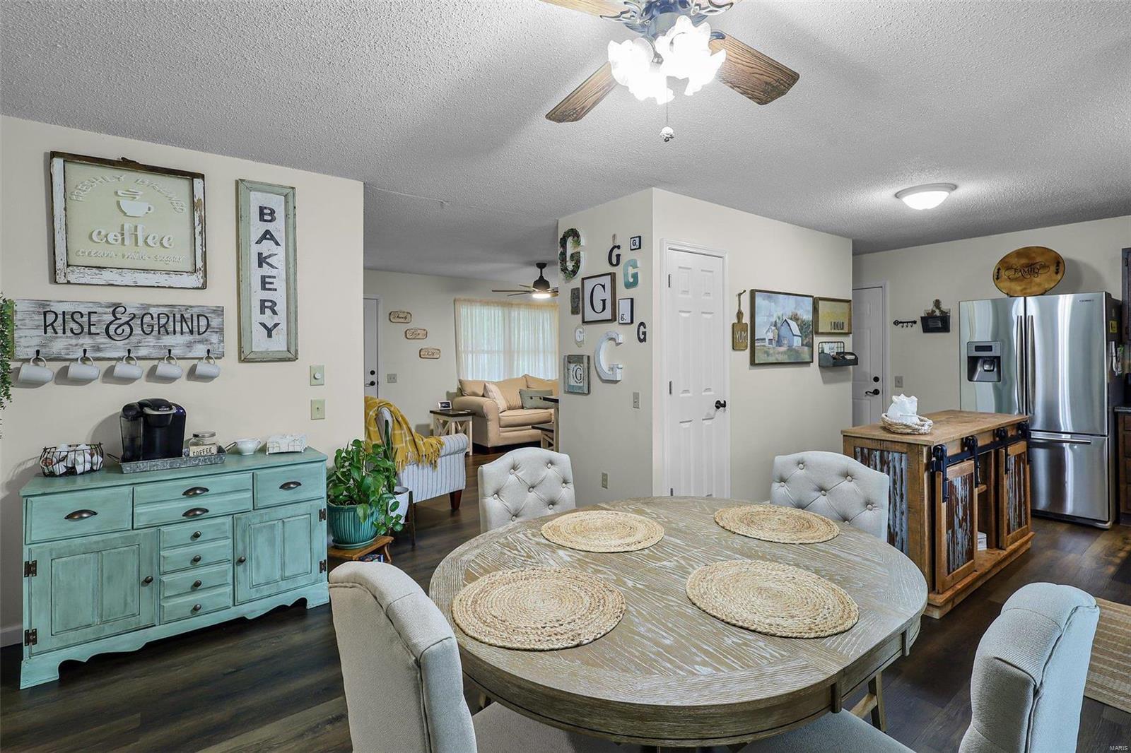 211 Straightoak Court