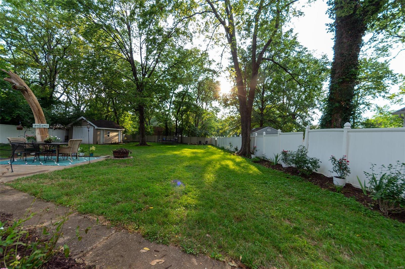 419 S Van Buren Avenue