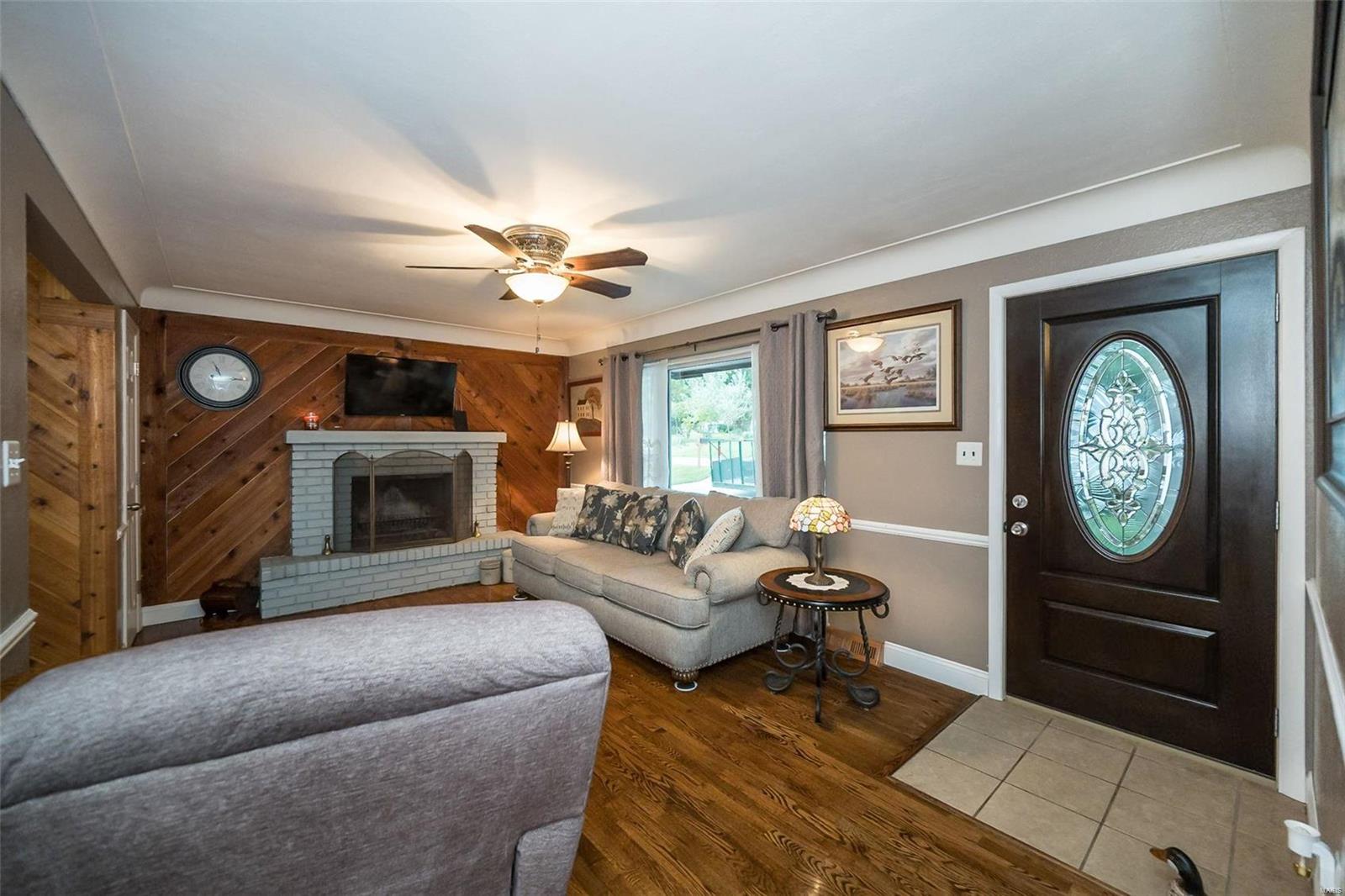 302 Dora Place