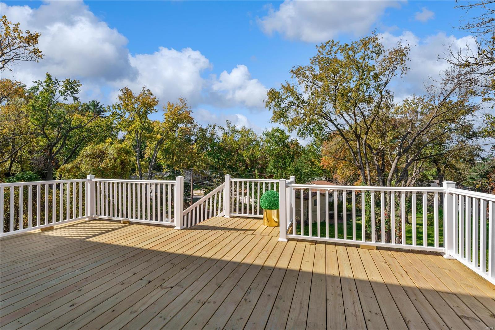 1654 Legend Lane Ct