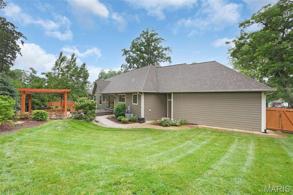 1316 Breezeridge Drive