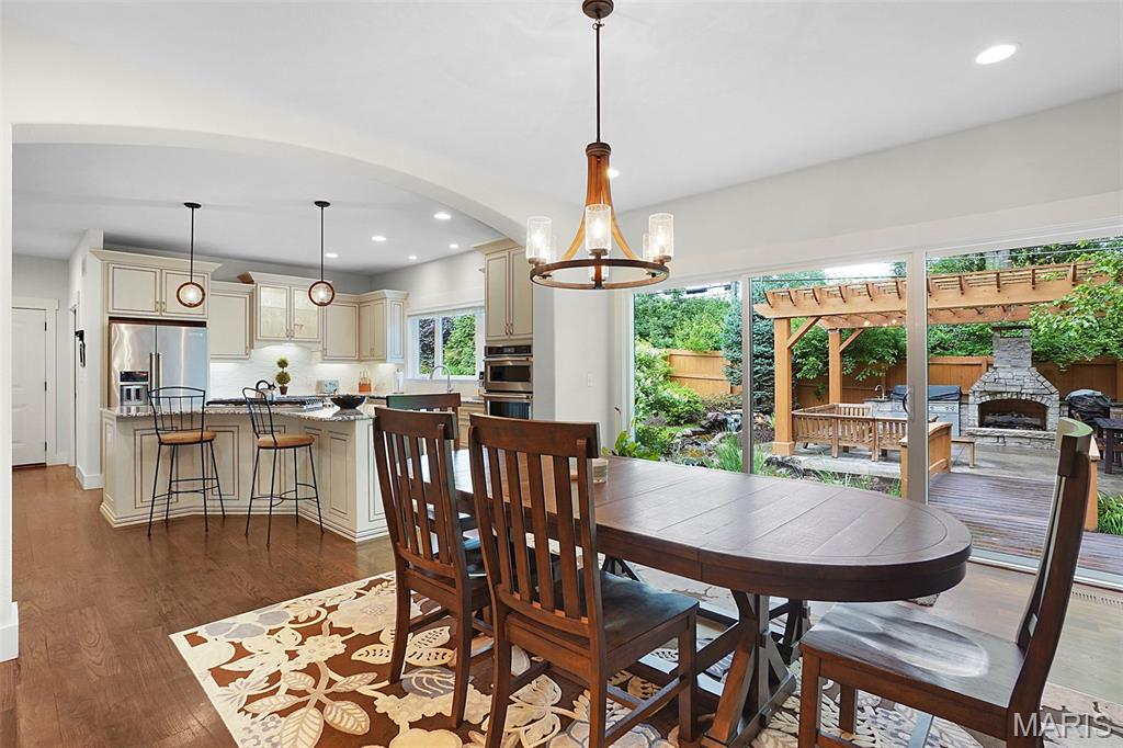 1316 Breezeridge Drive