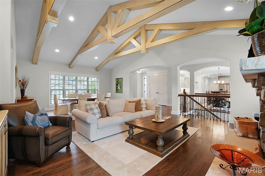 1316 Breezeridge Drive