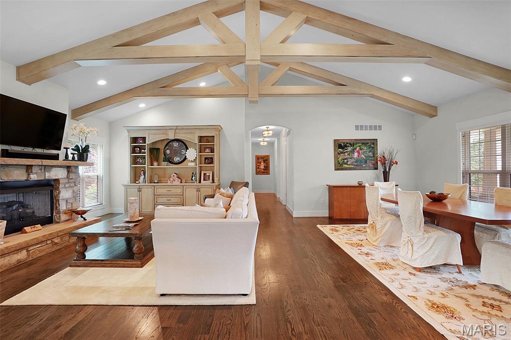 1316 Breezeridge Drive