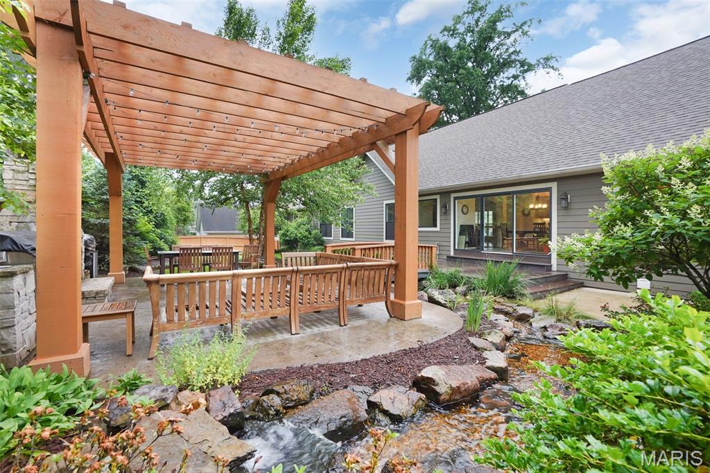 1316 Breezeridge Drive