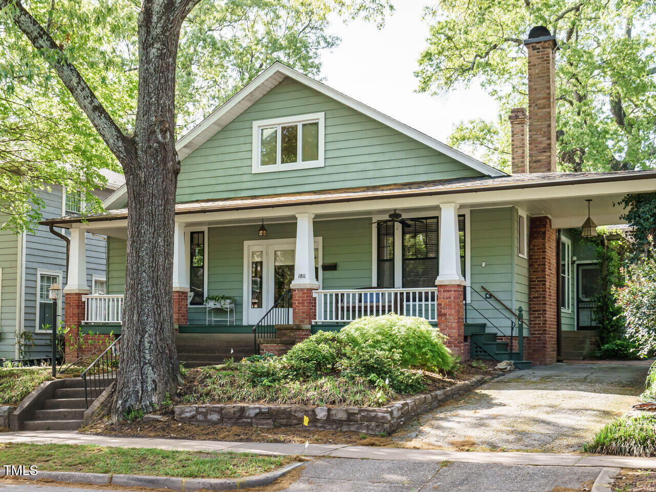 1811 Park Drive