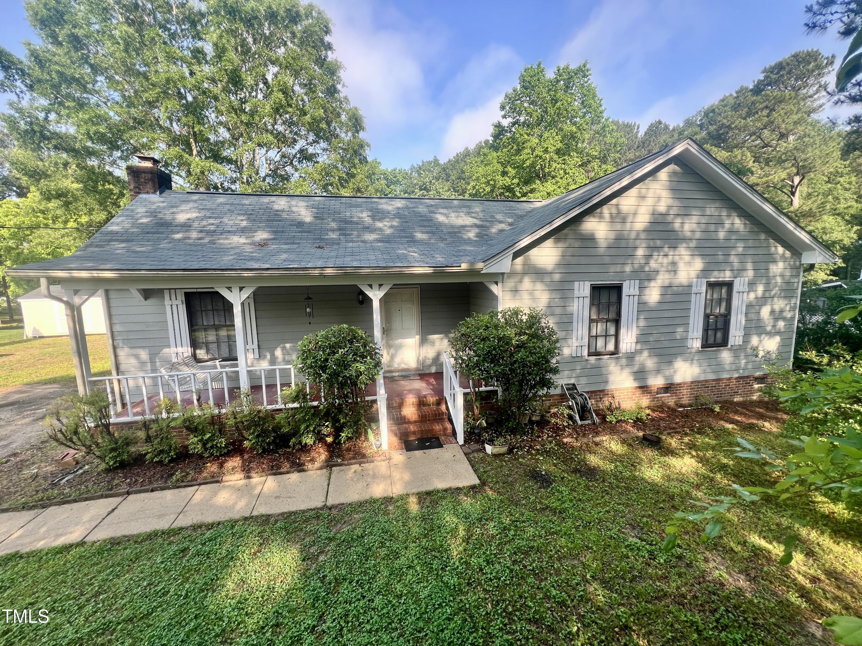 1012 Bermuda Run