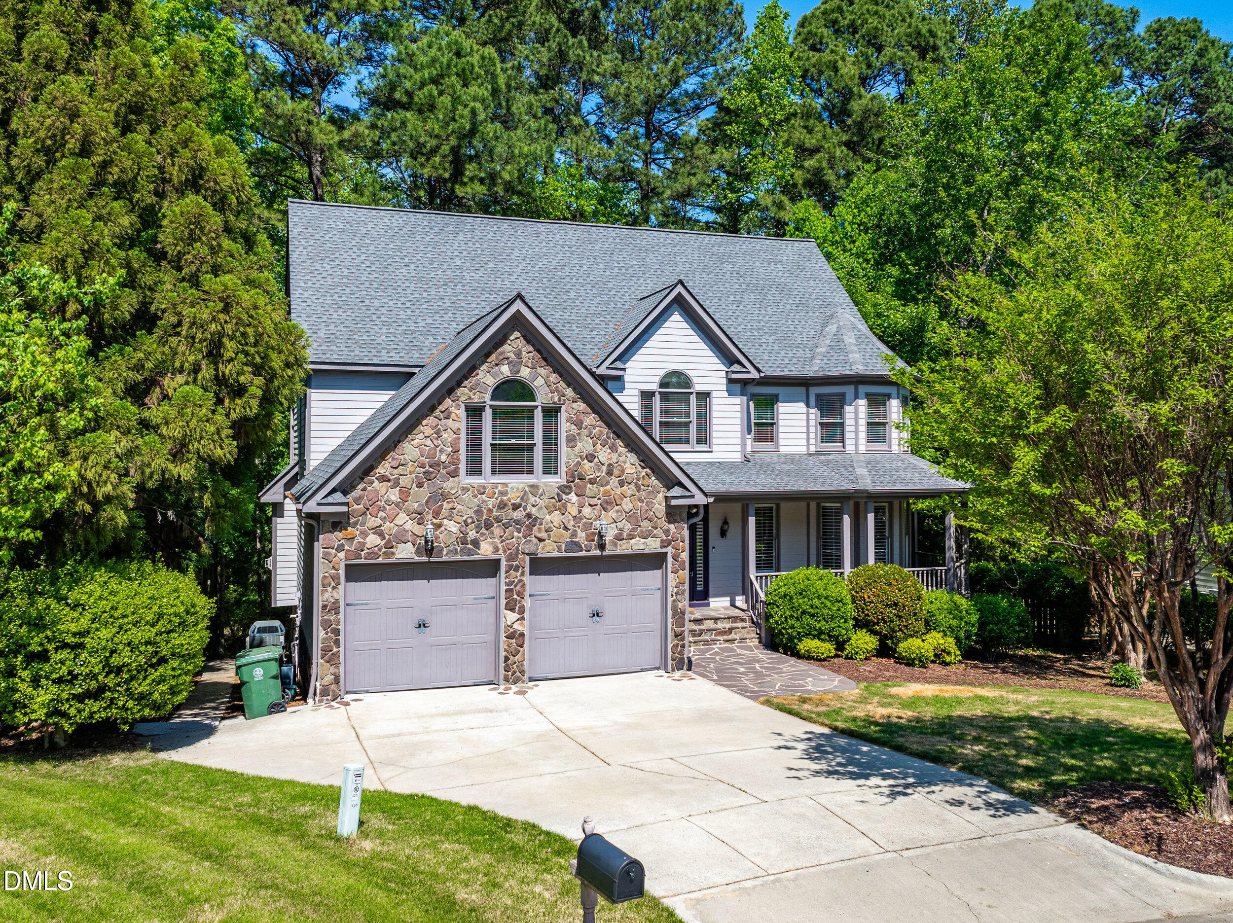 128 Wheatsbury Drive