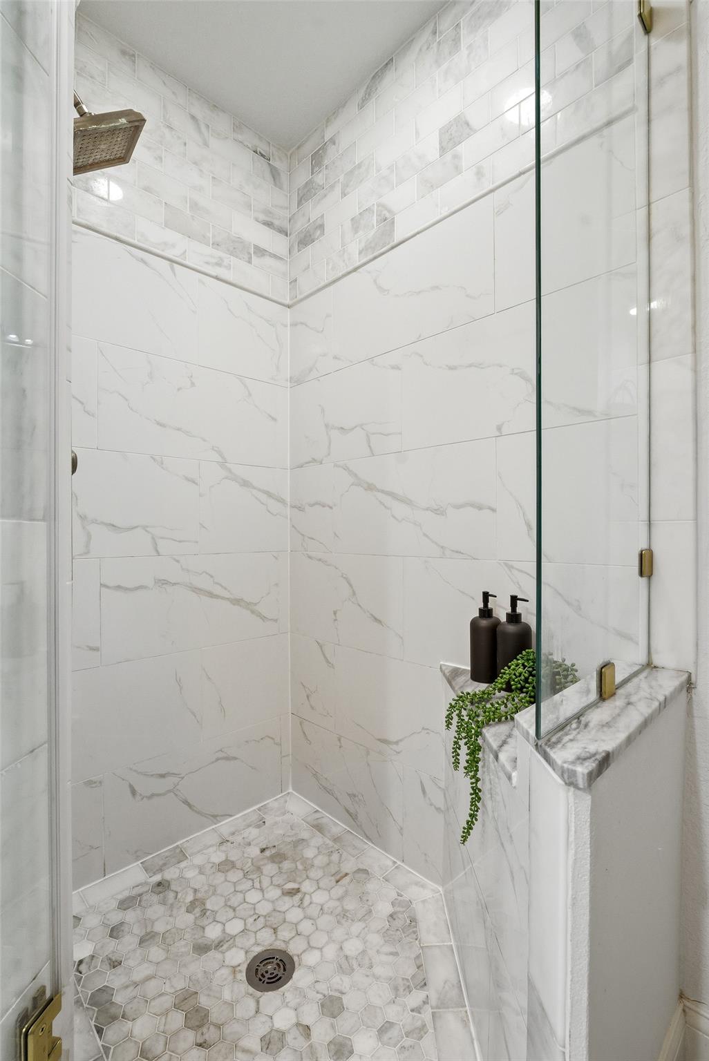 1000 Liberty Park DR # 204