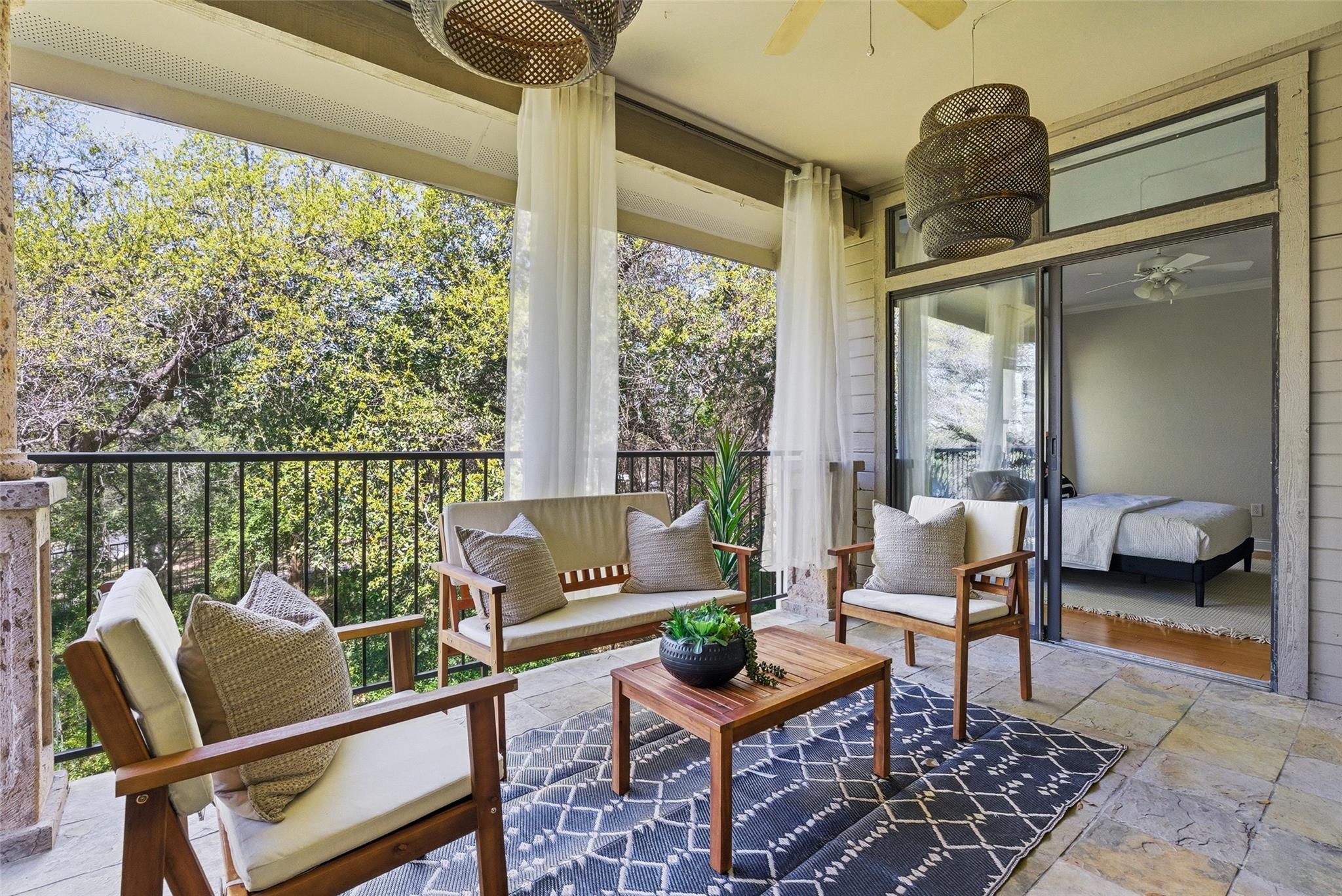 1000 Liberty Park DR # 204