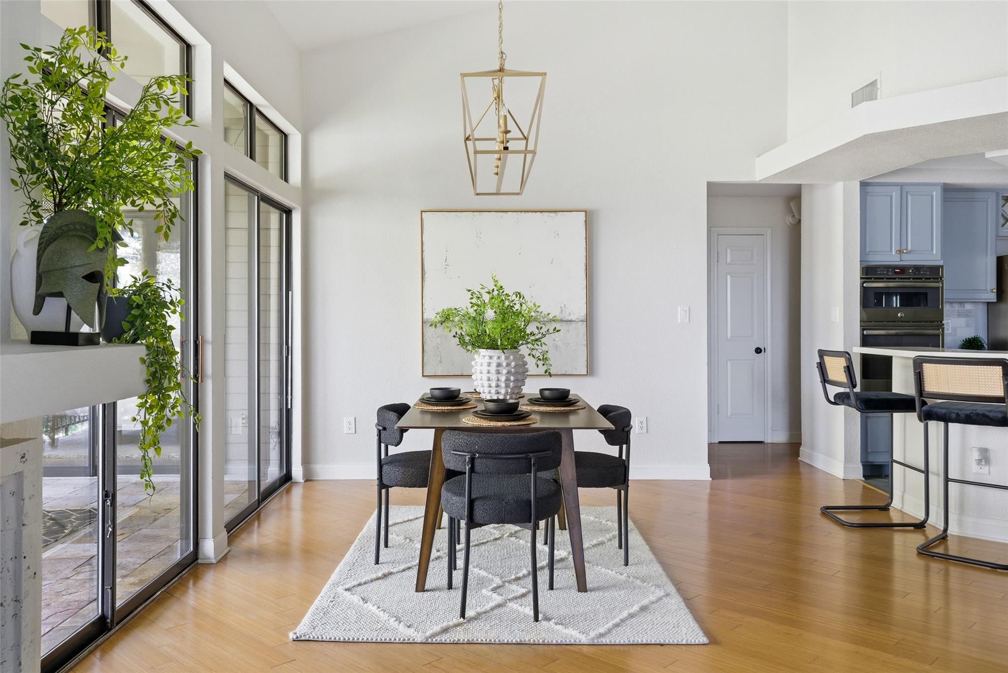 1000 Liberty Park DR # 204