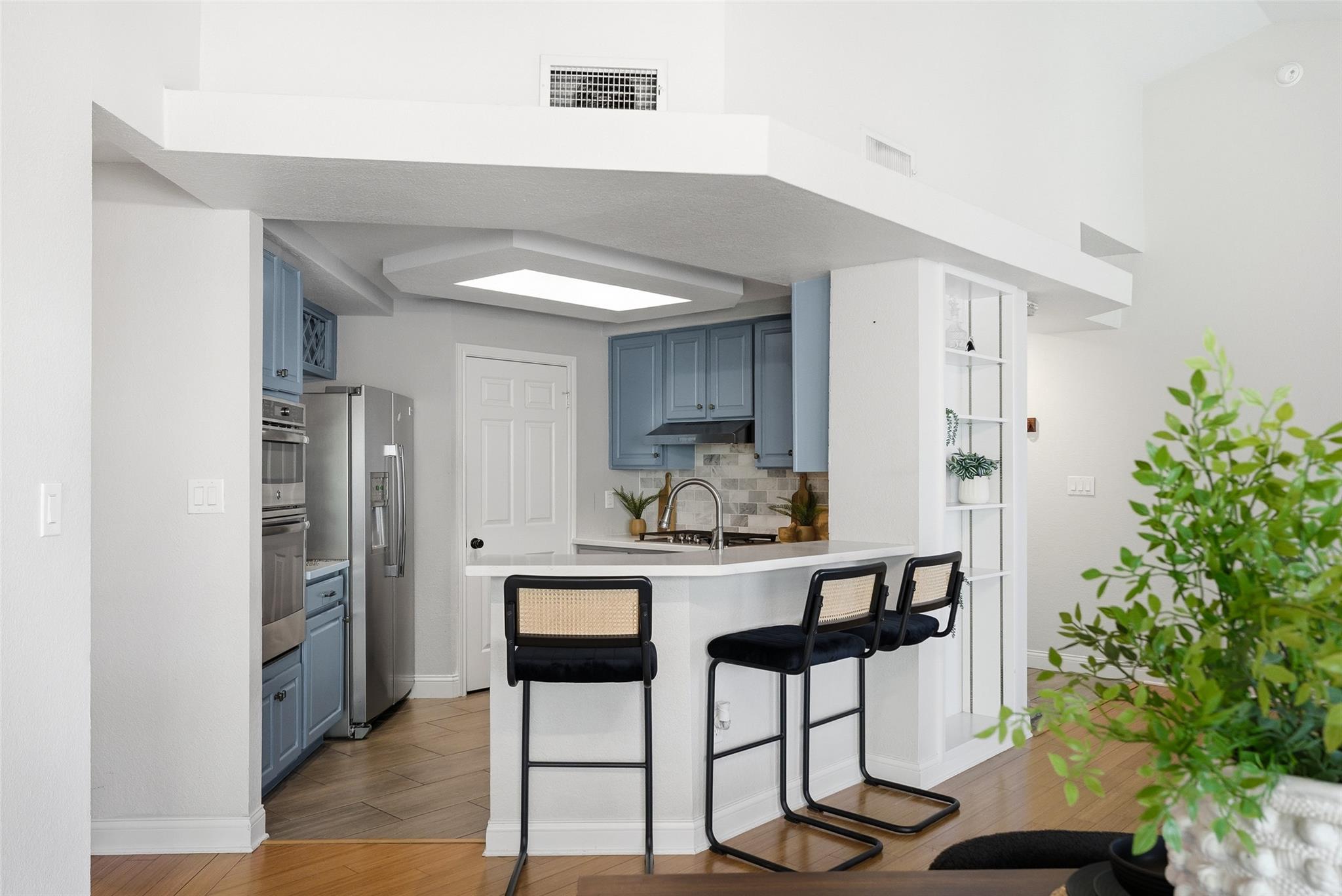 1000 Liberty Park DR # 204