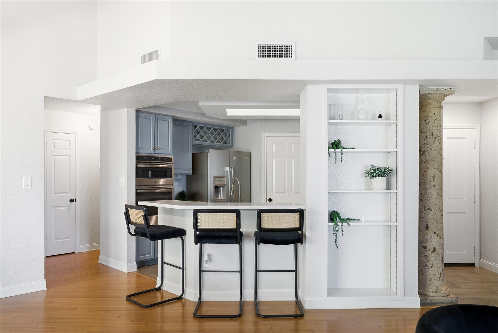 1000 Liberty Park DR # 204