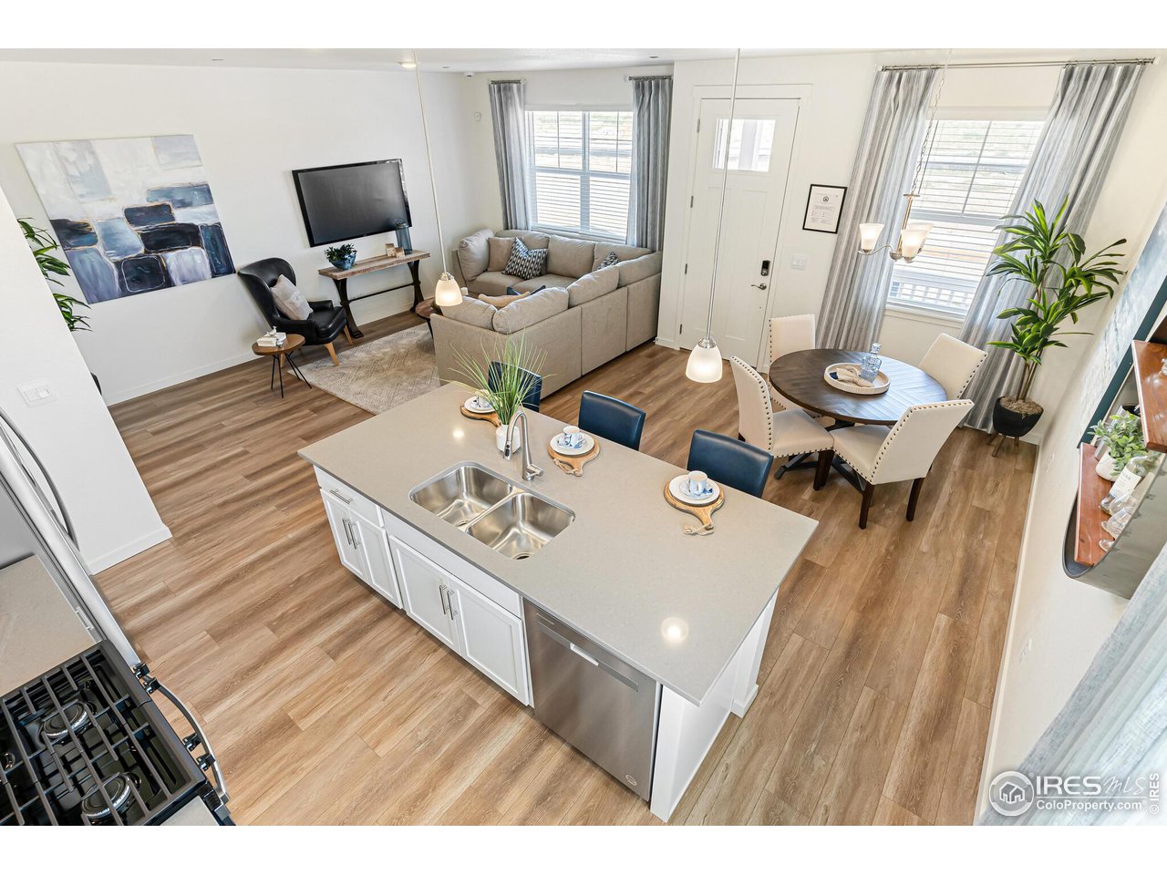 1758 Knobby Pine Dr A