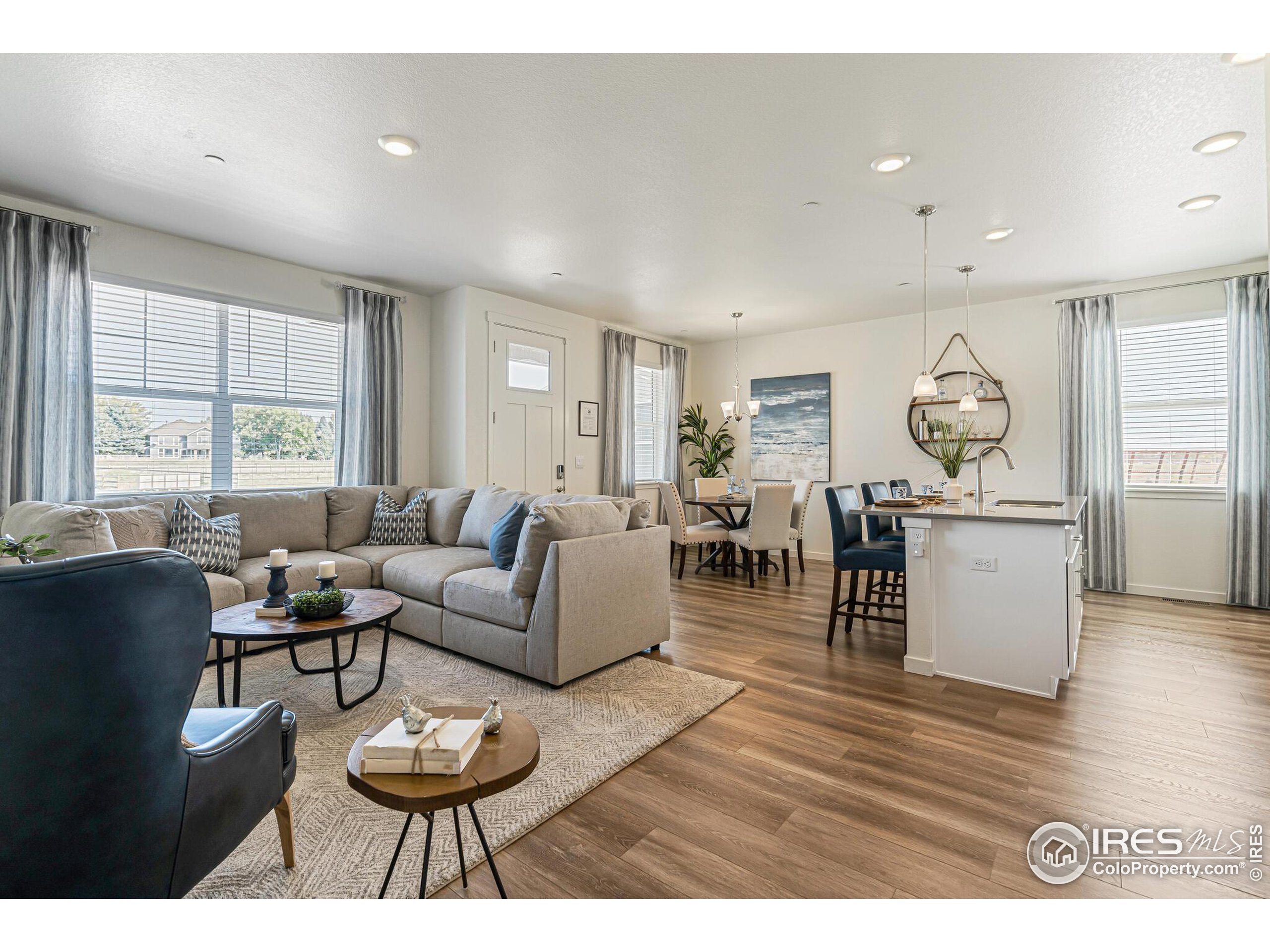 1758 Knobby Pine Dr A