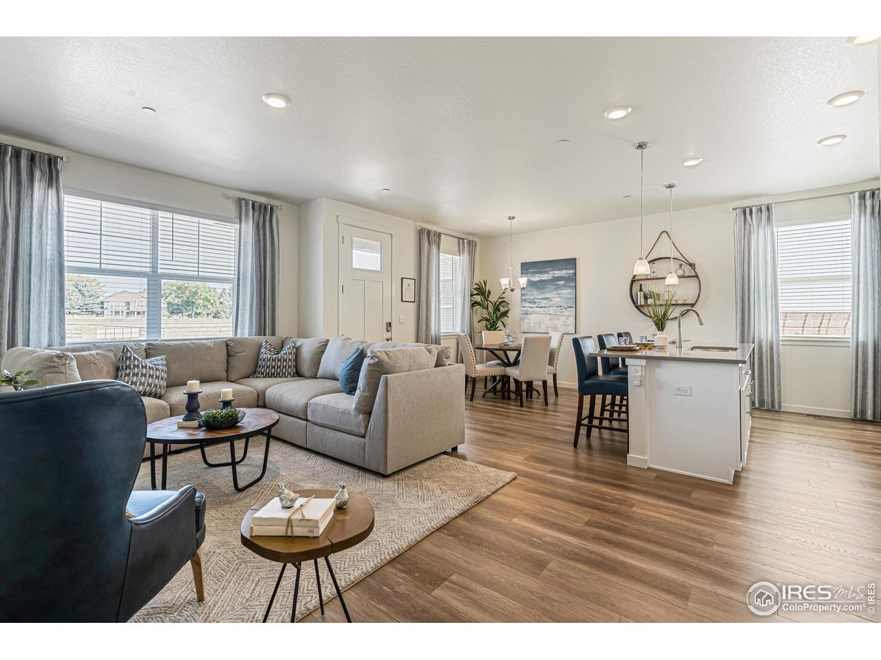 1758 Knobby Pine Dr A