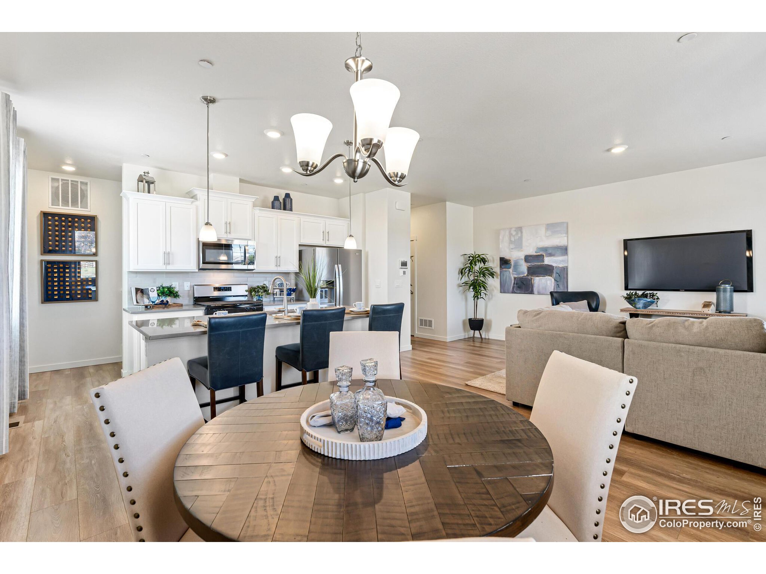 1758 Knobby Pine Dr A