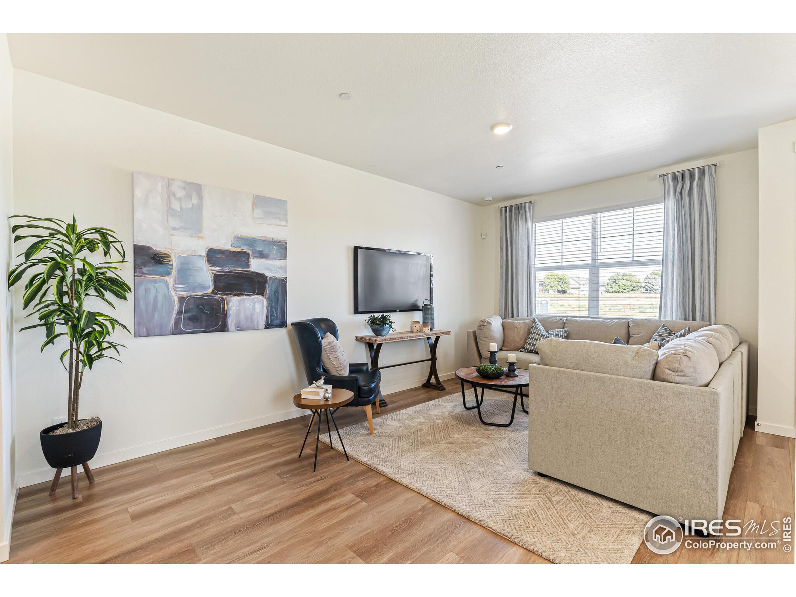 1758 Knobby Pine Dr A