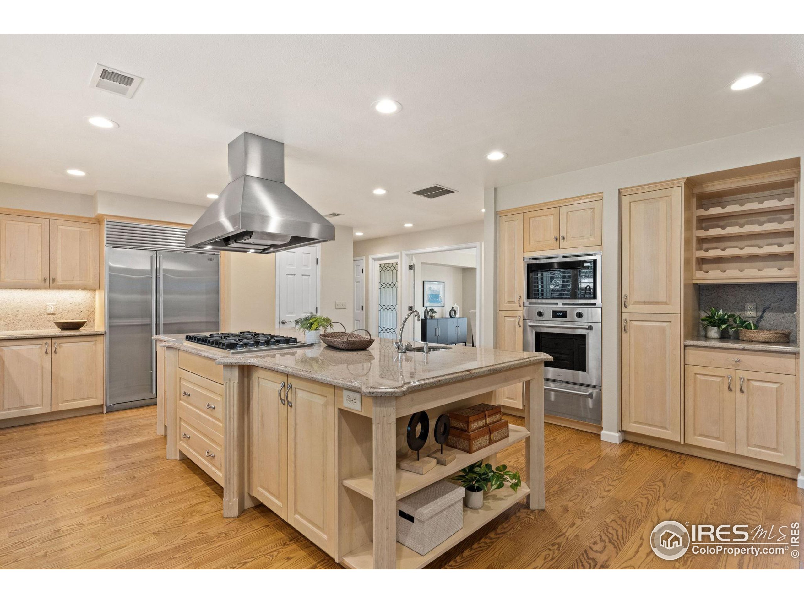 1806 Linden Lake Rd