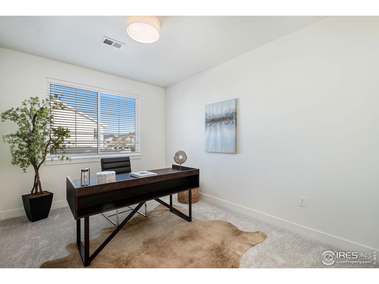 3045 E Trilby Rd C-14