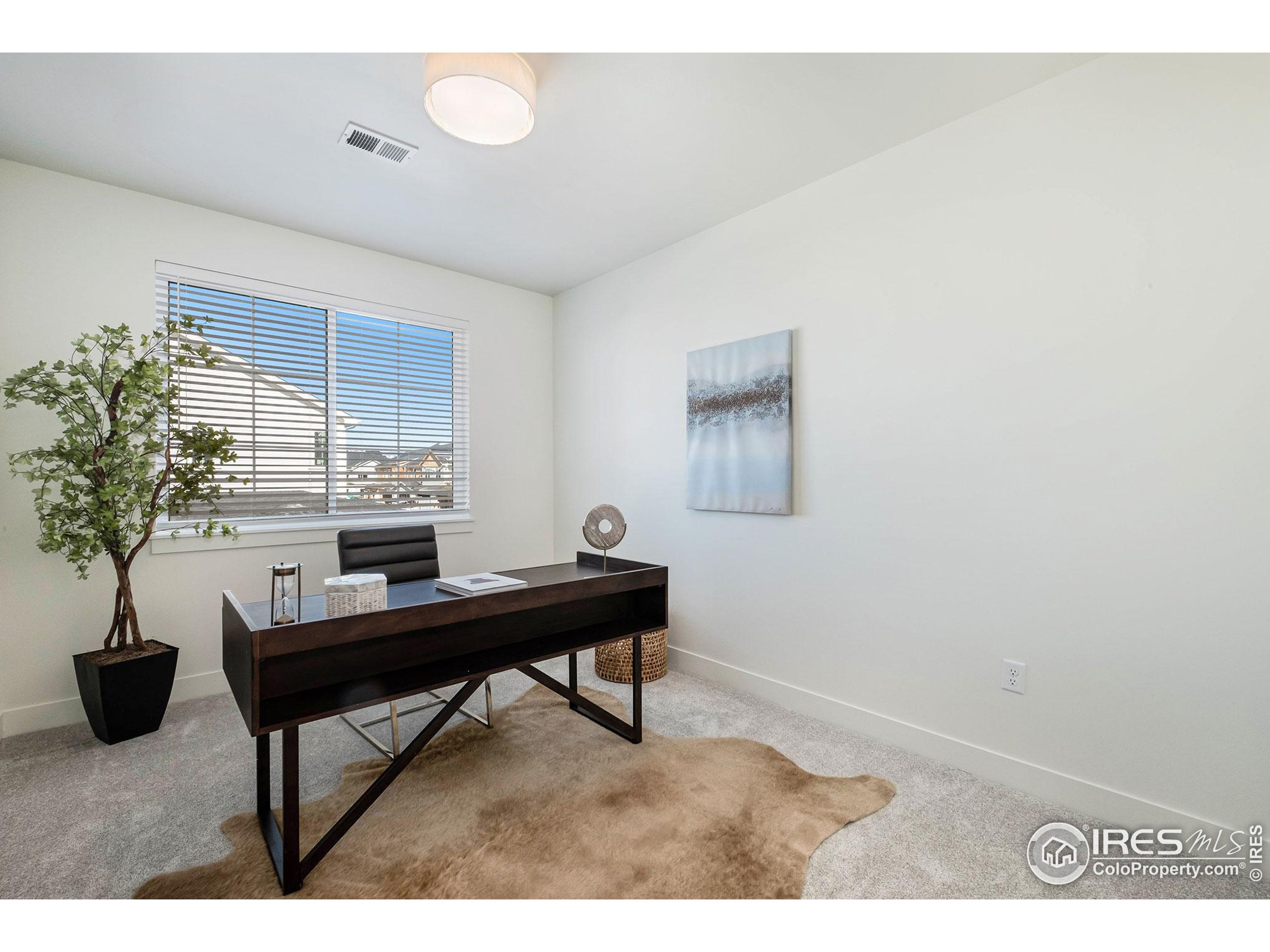 3045 E Trilby Rd C-14