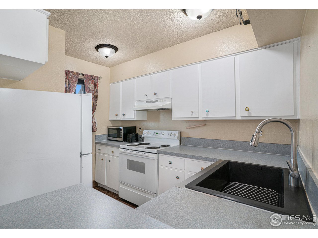 1705 Heatheridge Rd C-106