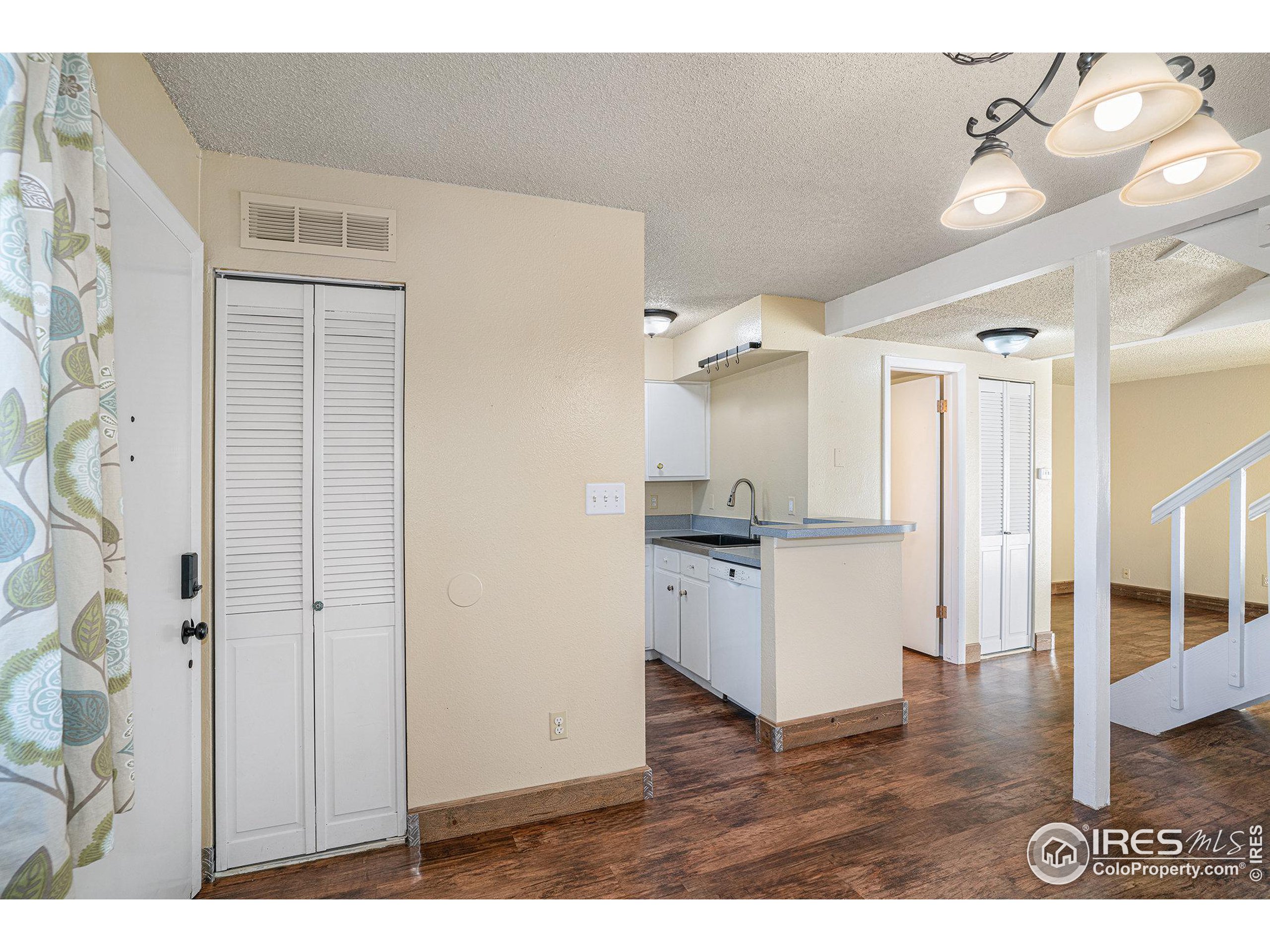 1705 Heatheridge Rd C-106