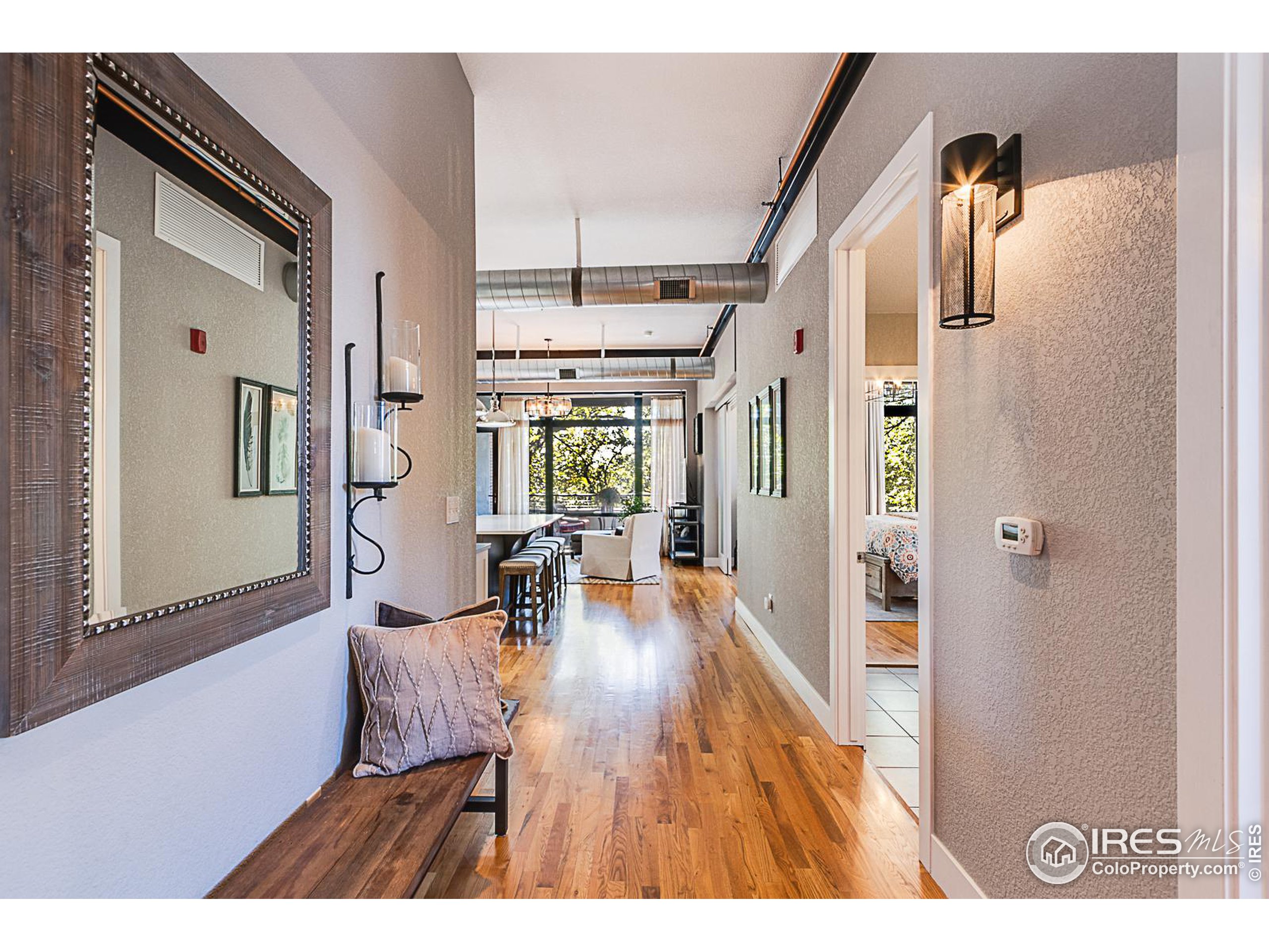 210 W Magnolia St 350