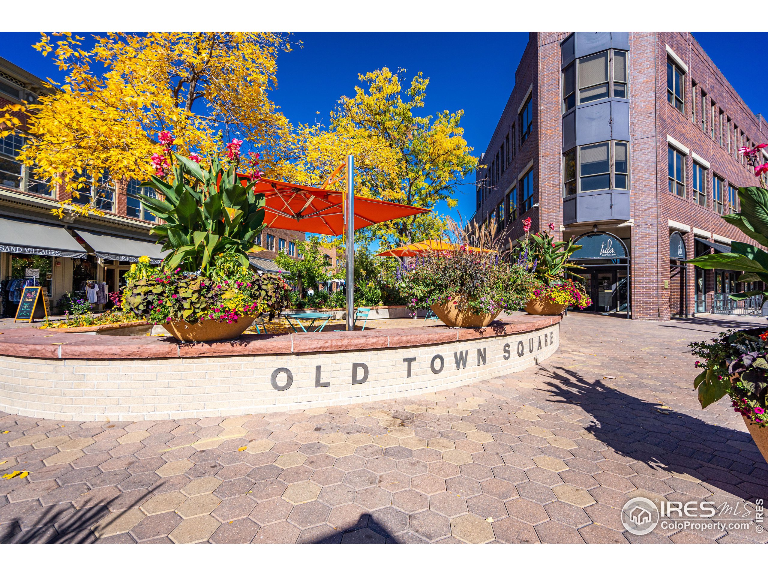 210 W Magnolia St 350