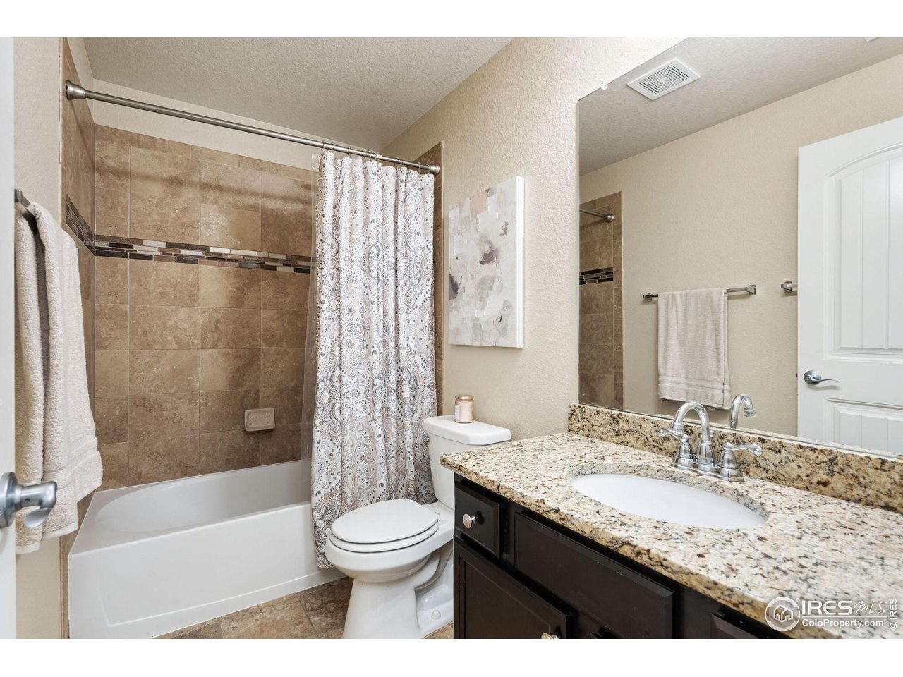 1538 Hanging Valley Ln