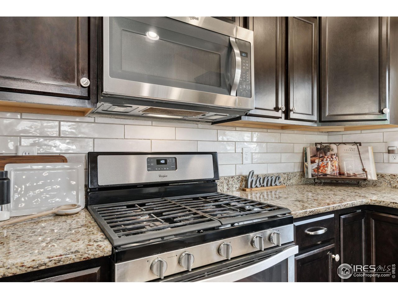 1538 Hanging Valley Ln