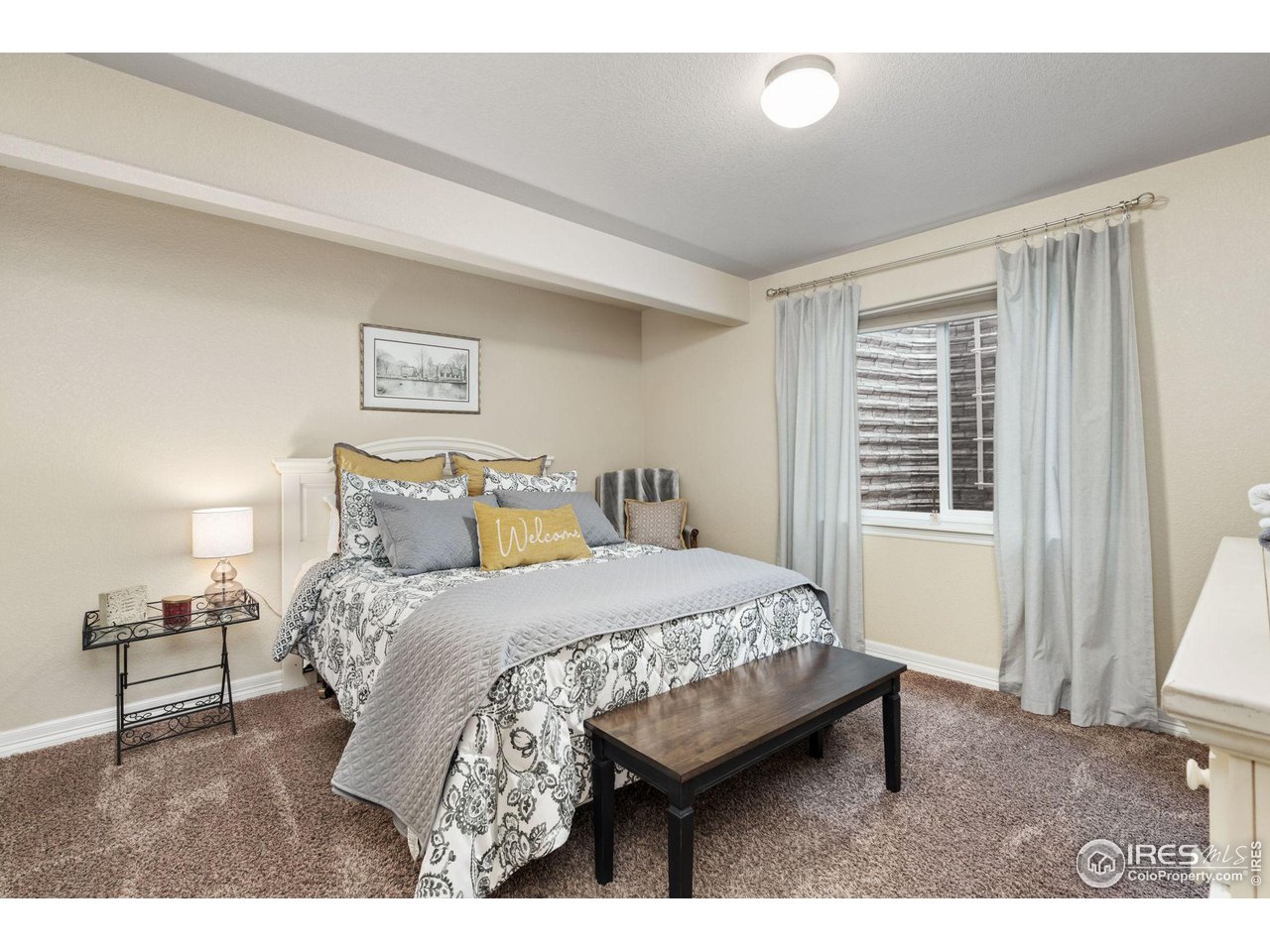 1538 Hanging Valley Ln