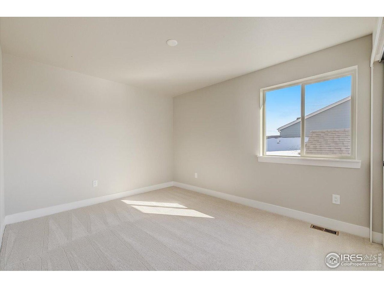 5962 Rendezvous Pkwy