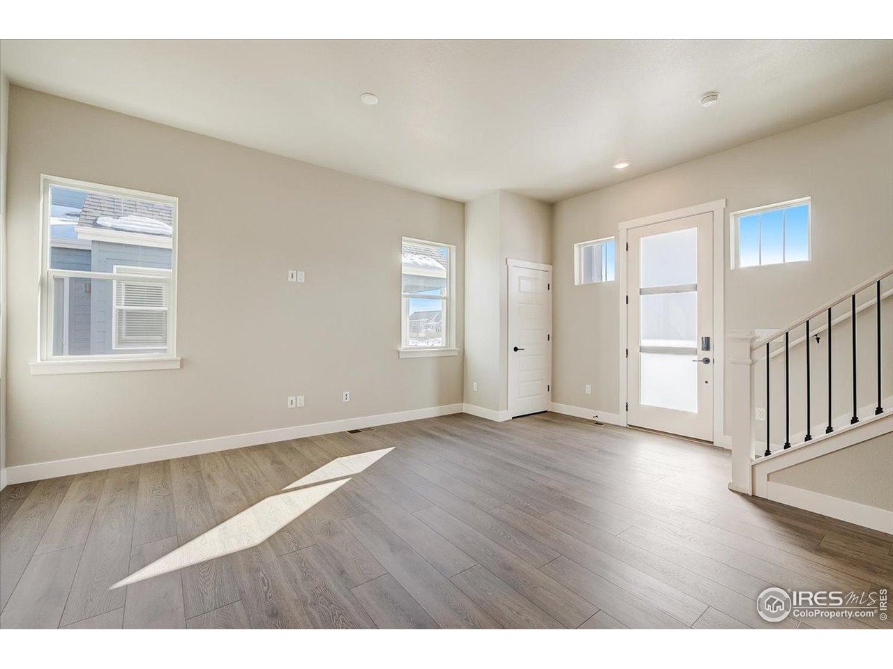 5962 Rendezvous Pkwy