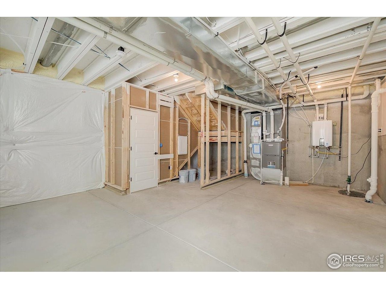 5962 Rendezvous Pkwy