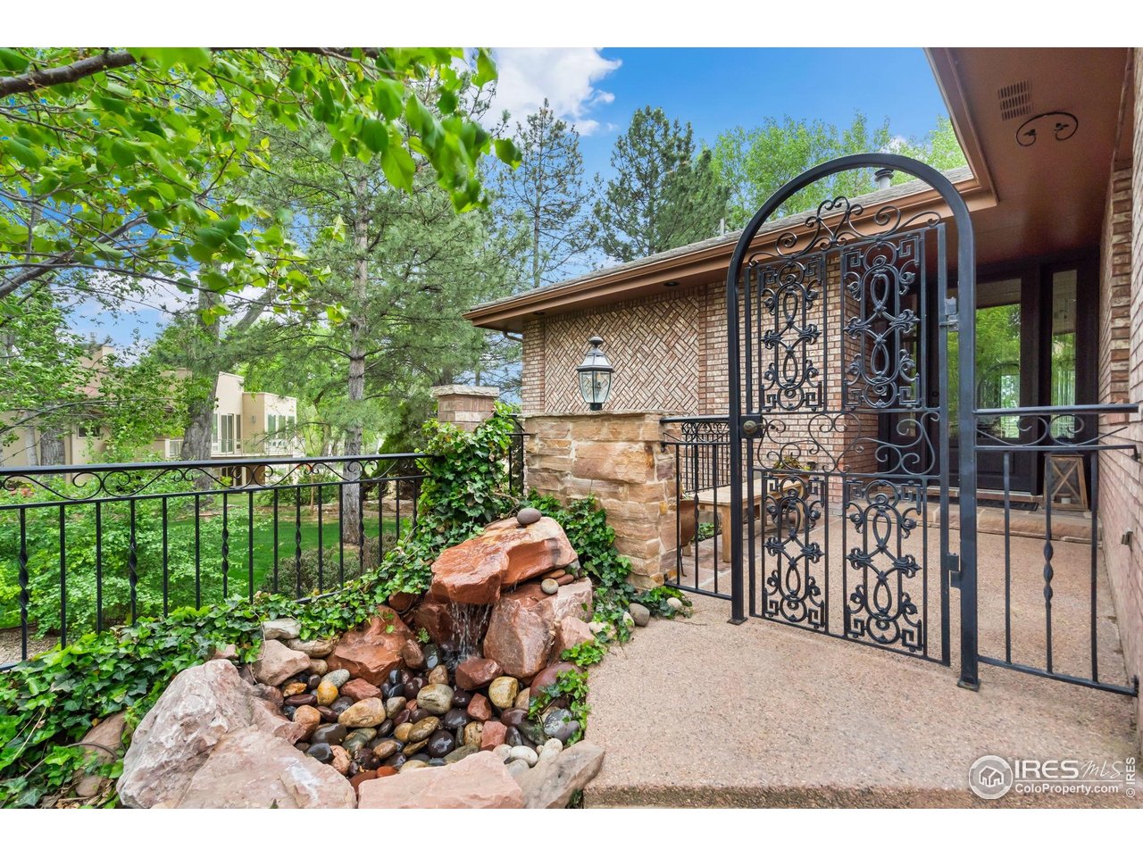 1917 Cottonwood Point Dr