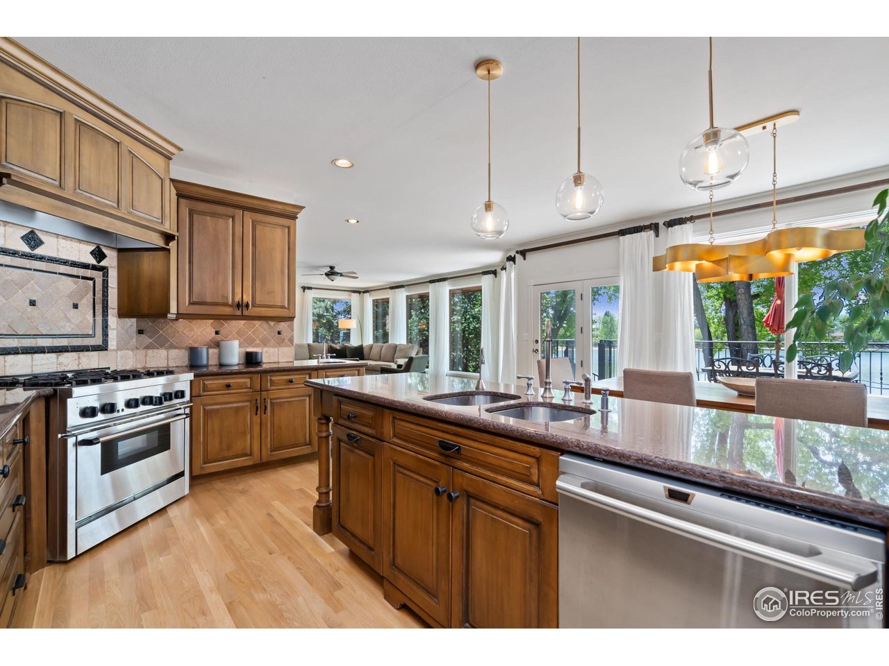 1917 Cottonwood Point Dr