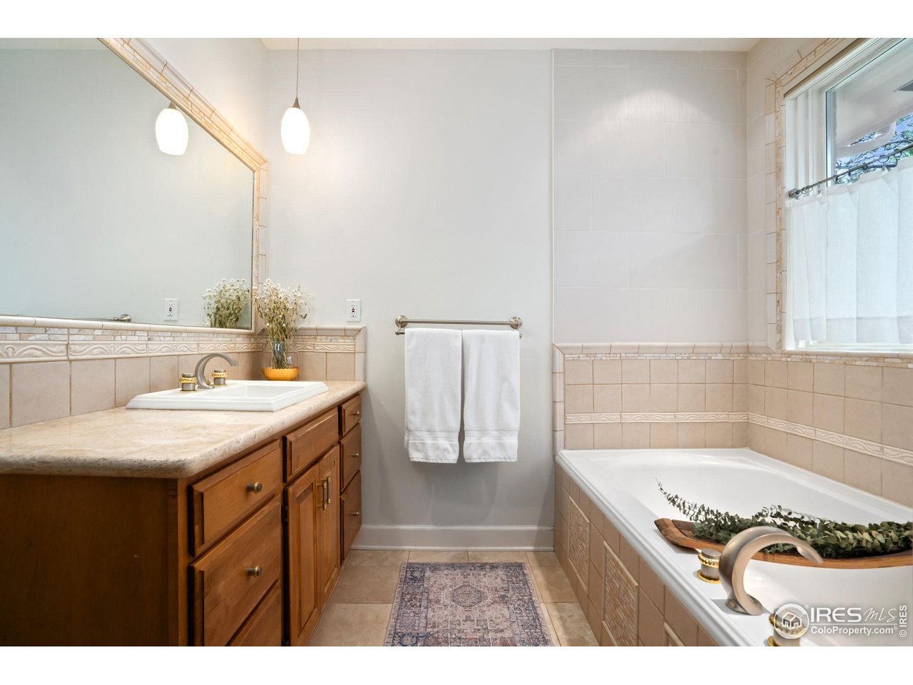 1917 Cottonwood Point Dr