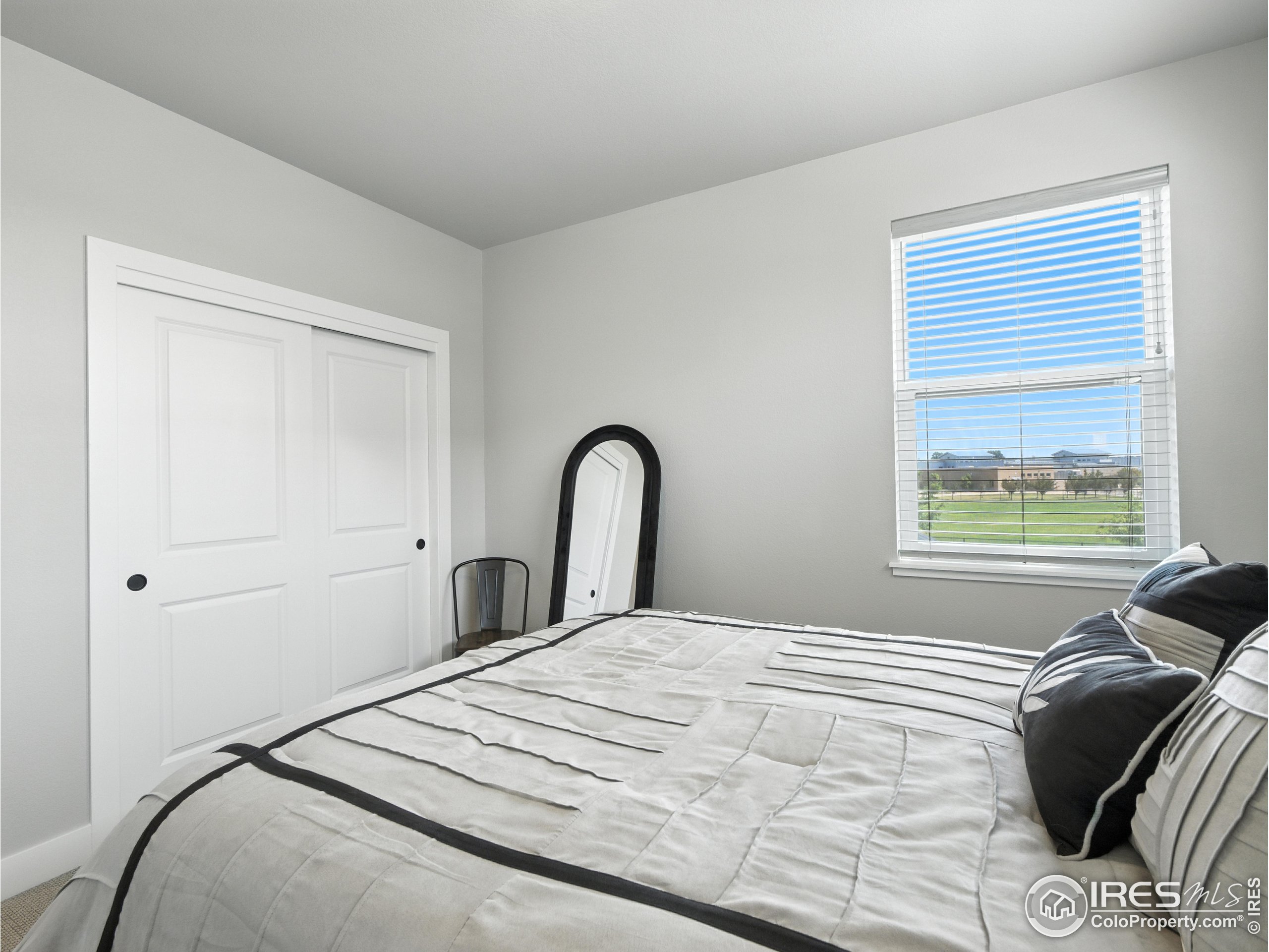 5267 School House Dr