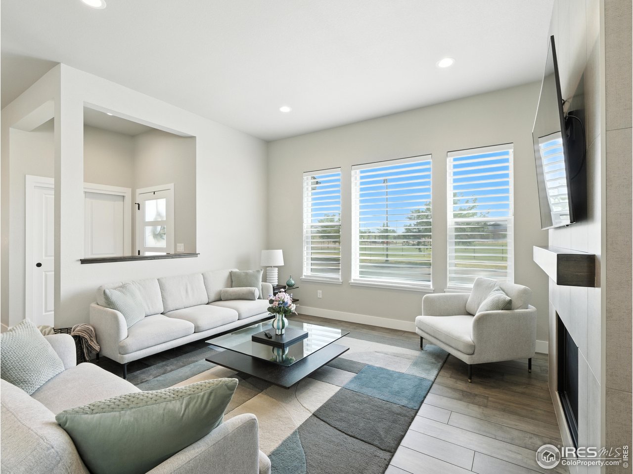 5267 School House Dr