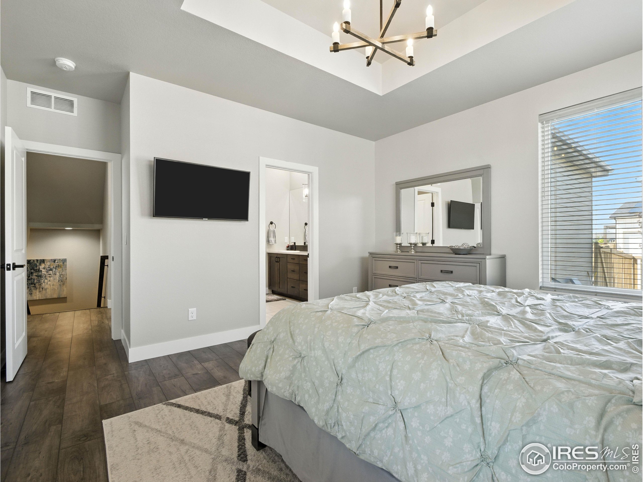 5267 School House Dr