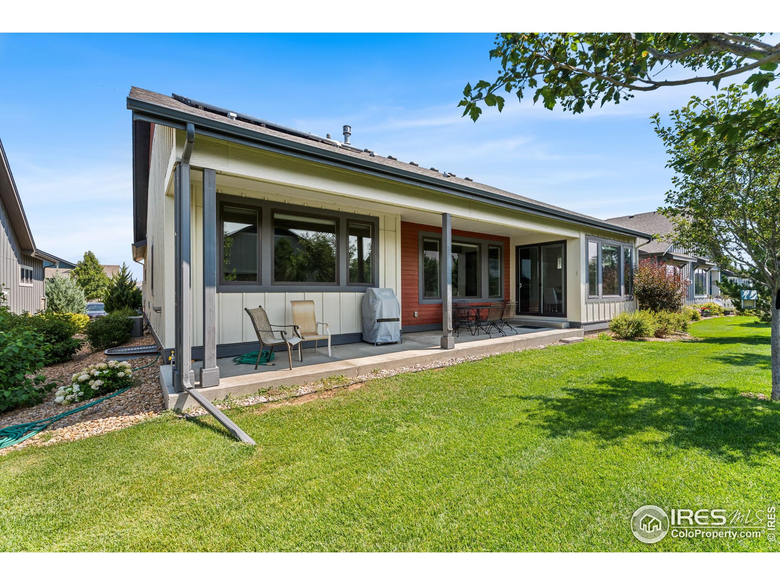 6977 Foxton Ct