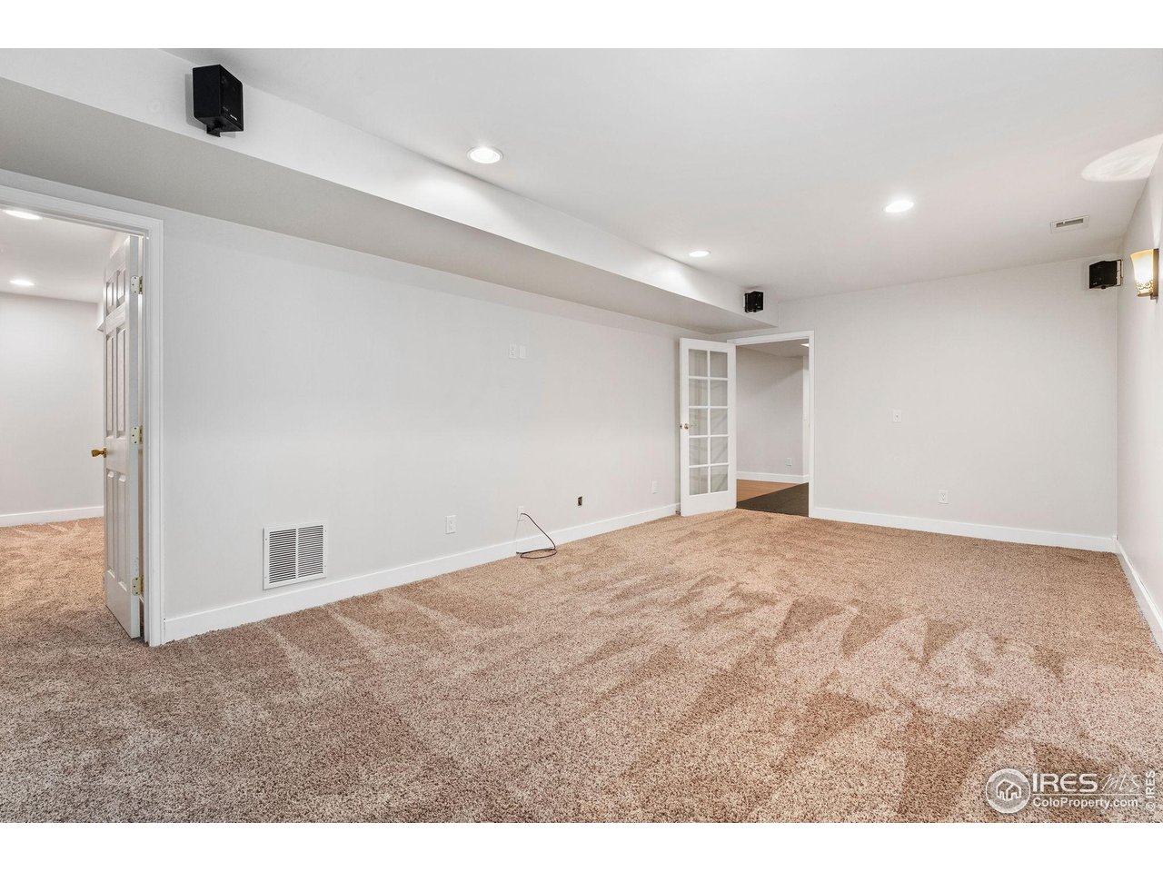 3521 Shallow Pond Dr