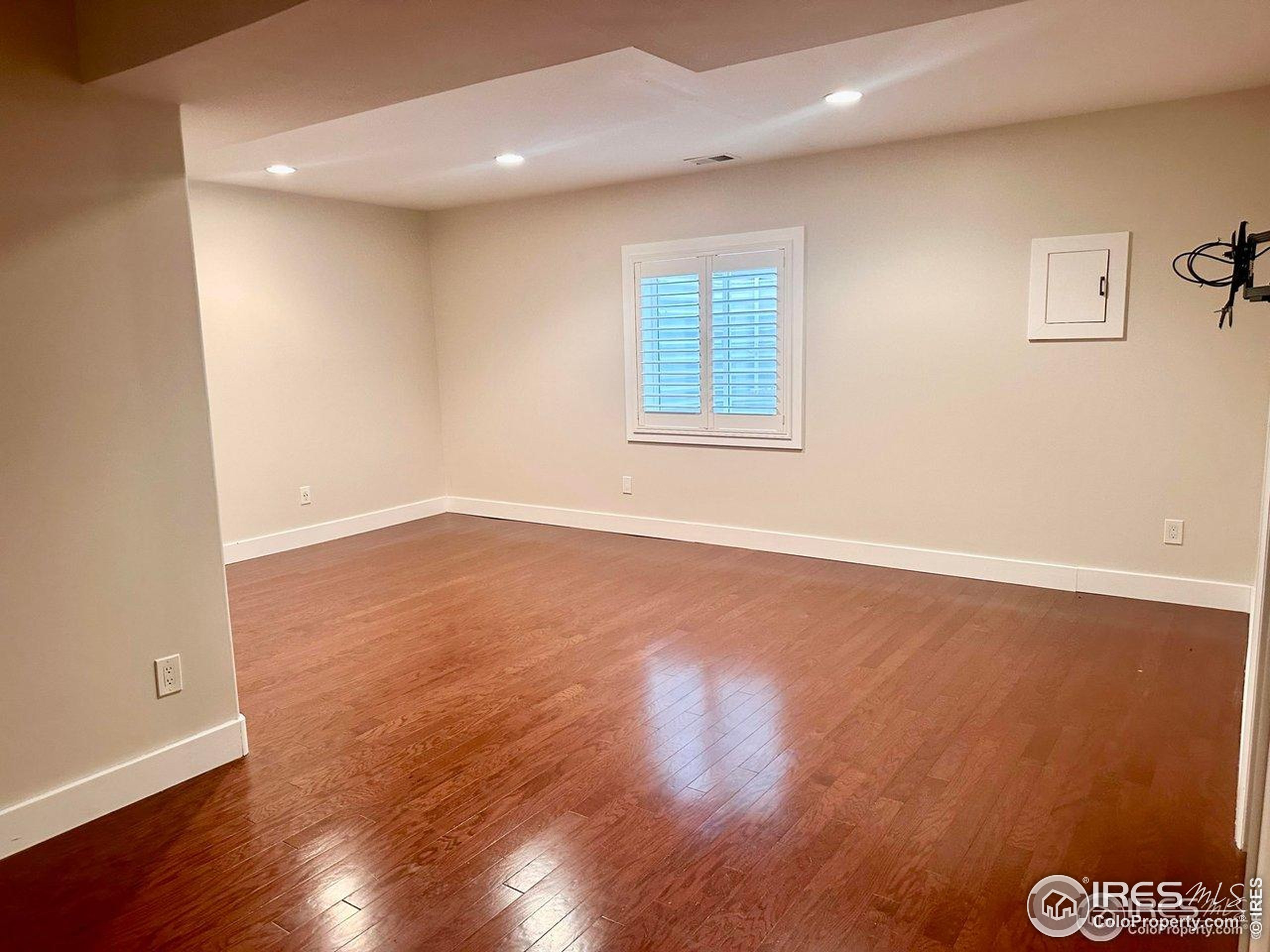 3521 Shallow Pond Dr