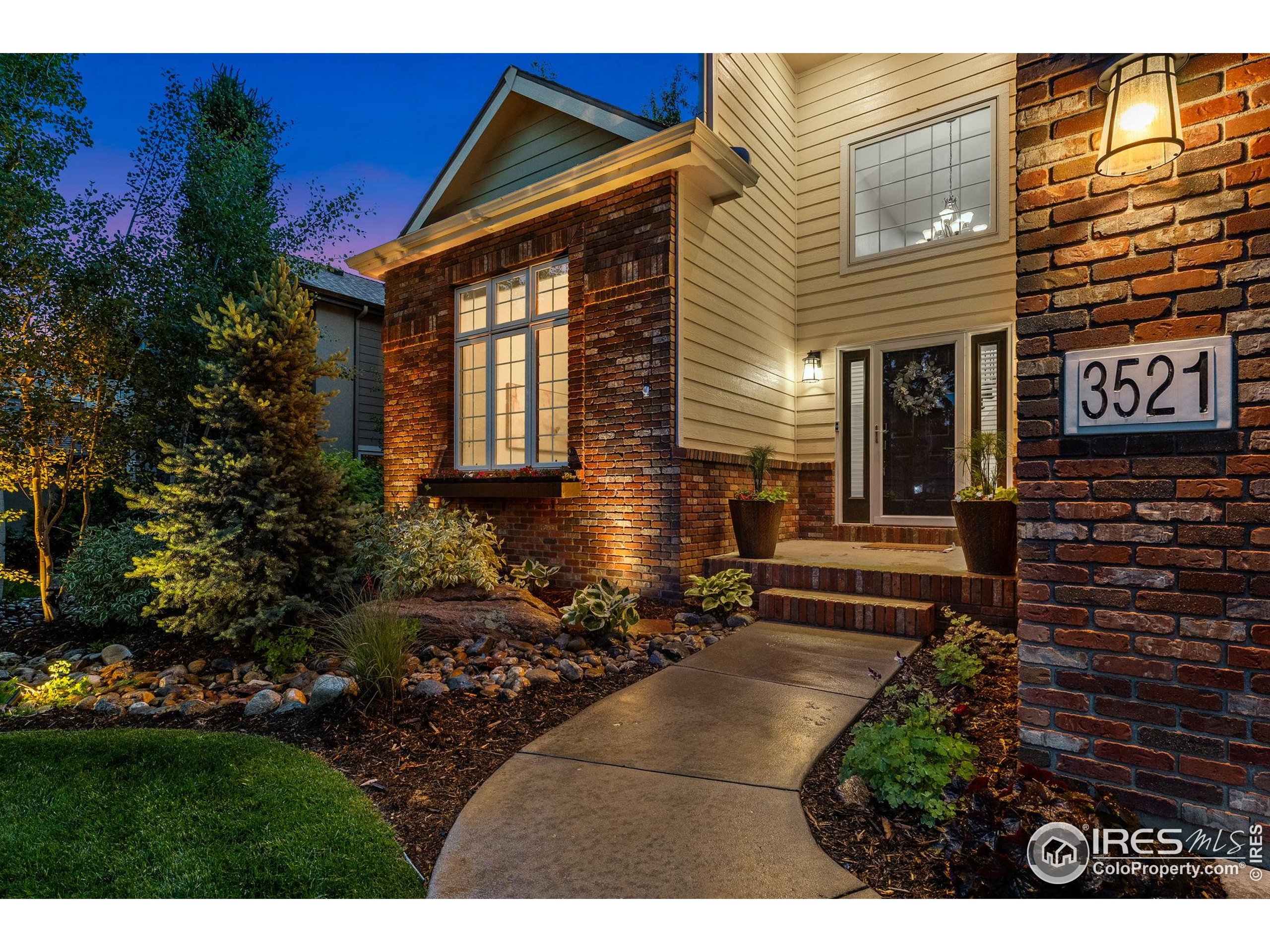 3521 Shallow Pond Dr