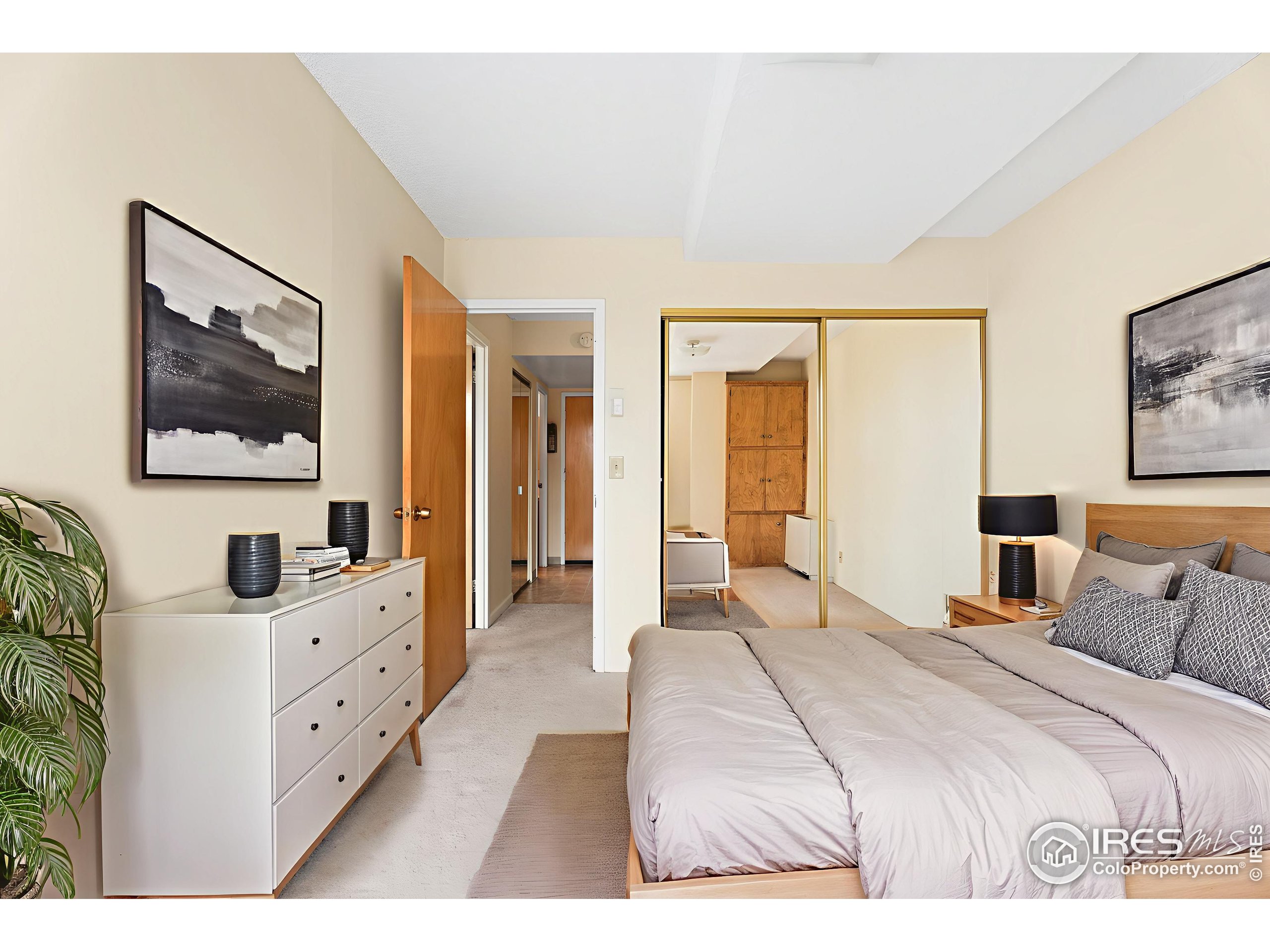 421 S Howes St 401