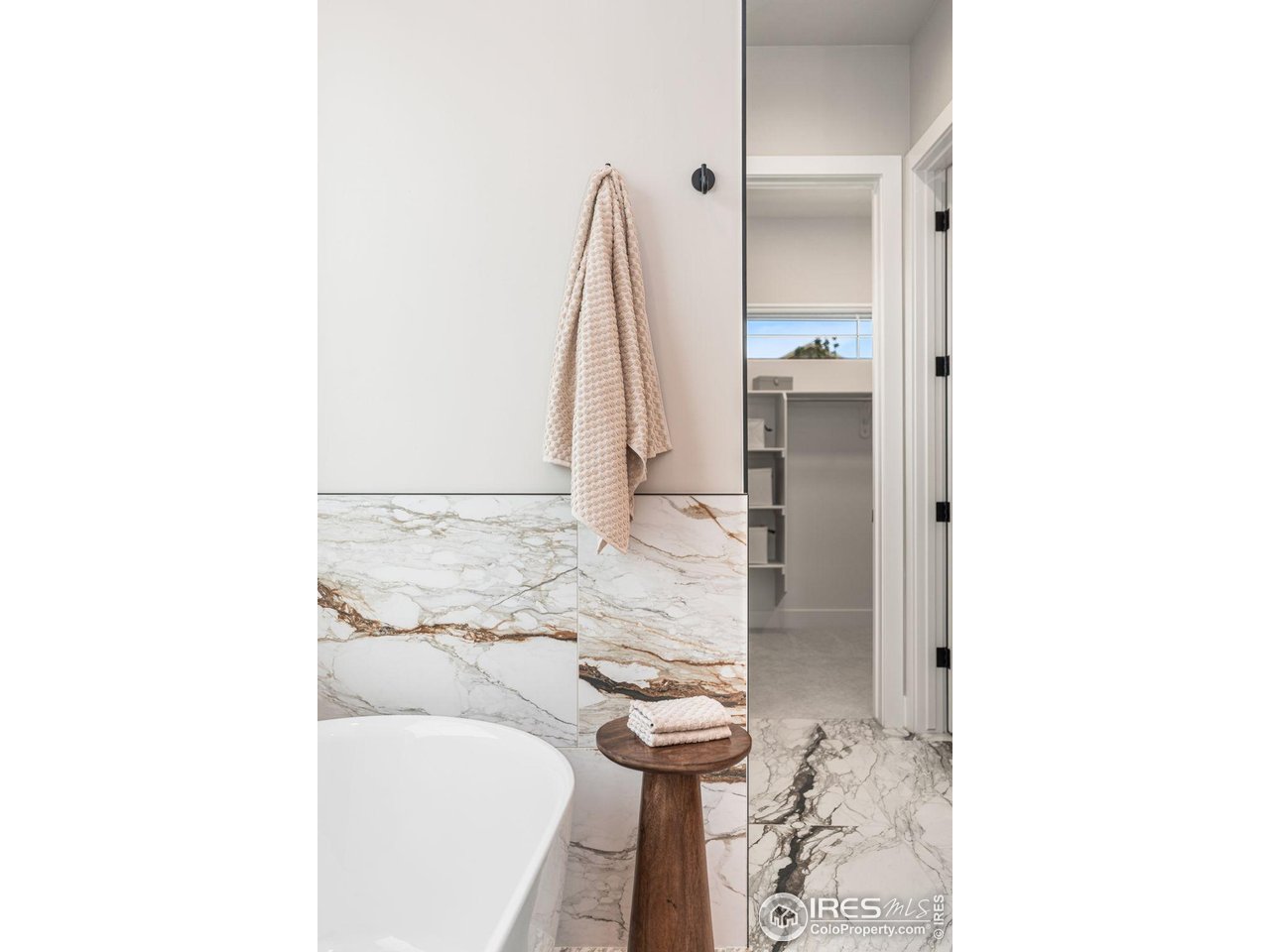 6709 Morning Song Ct