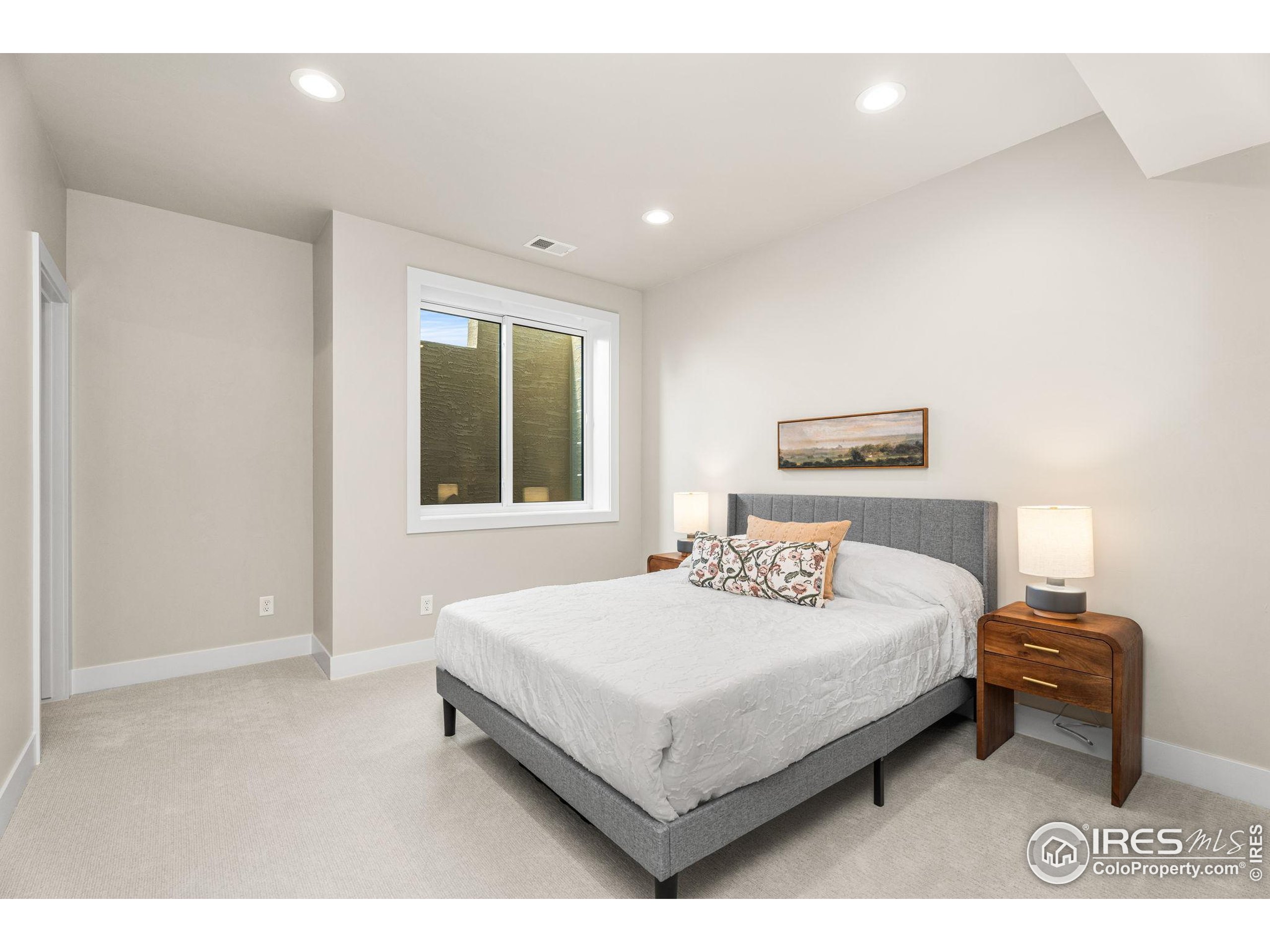 6709 Morning Song Ct